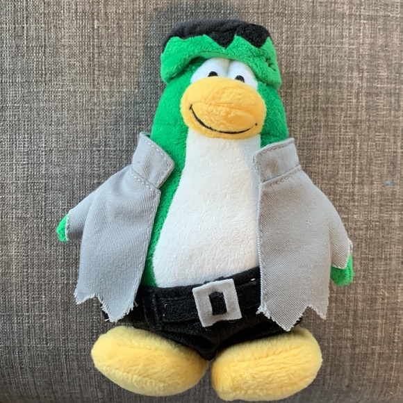 Disney Club Penguin Frankenstein plush and pin - Picture 4 of 7